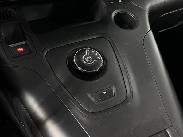 Peugeot Rifter I с пробегом 2019 года, цена 2 199 900 рублей, 116674 км, компактвэн, Автокод Объявления