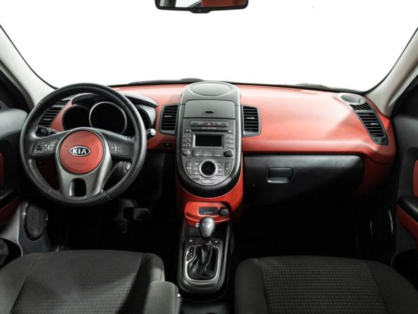 Kia Soul I Рестайлинг с пробегом 2012 года, цена 829 700 рублей, 138323 км, хэтчбек, Автокод Объявления