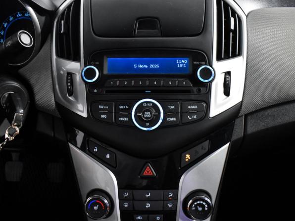 Chevrolet Cruze I Рестайлинг с пробегом 2014 года, цена 690 000 рублей, 207757 км, седан, Автокод Объявления