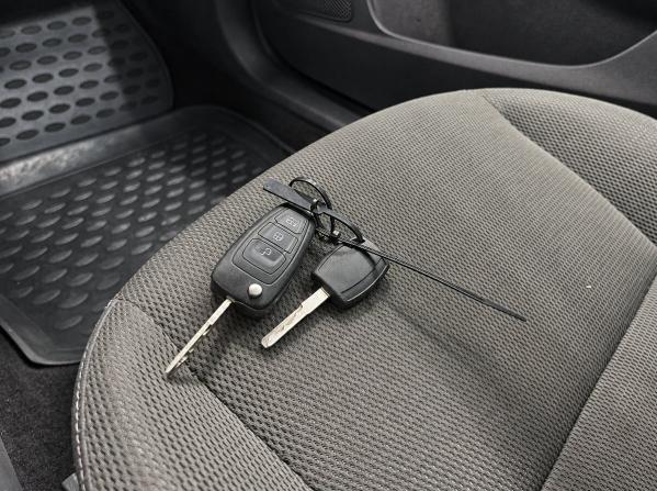 Ford Focus III с пробегом 2011 года, цена 715 000 рублей, 213000 км, седан, Автокод Объявления