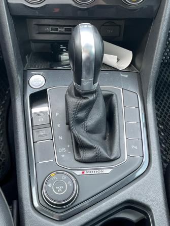 Volkswagen Tiguan II с пробегом 2018 года, цена 3 000 000 рублей, 102400 км, внедорожник, Автокод Объявления