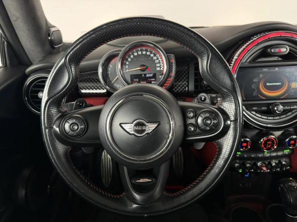 Mini Hatch III (F55/F56) с пробегом 2016 года, цена 2 170 000 рублей, 87573 км, хэтчбек, Автокод Объявления