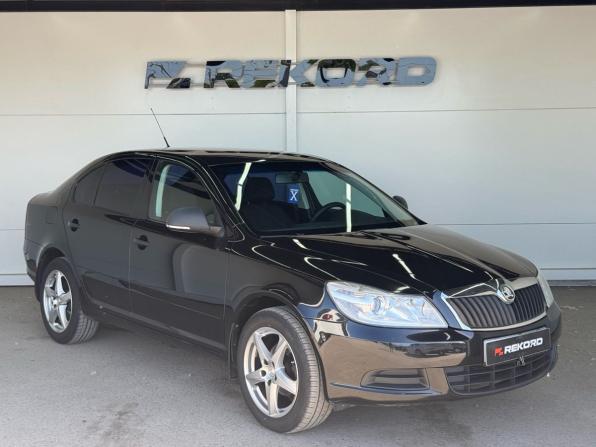 Skoda Octavia II (A5) Рестайлинг с пробегом 2010 года, цена 849 000 рублей, 156500 км, лифтбек, Автокод Объявления