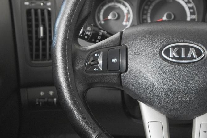 Kia Ceed I Рестайлинг с пробегом 2011 года, цена 819 000 рублей, 342000 км, хэтчбек, Автокод Объявления
