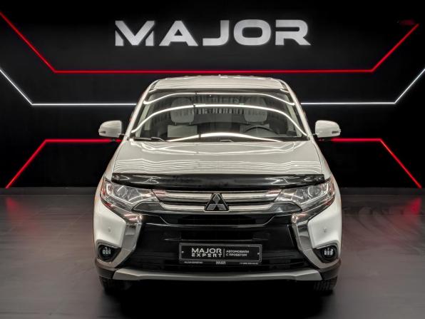 Mitsubishi Outlander III Рестайлинг 2 с пробегом 2018 года, цена 1 900 000 рублей, 71986 км, внедорожник, Автокод Объявления