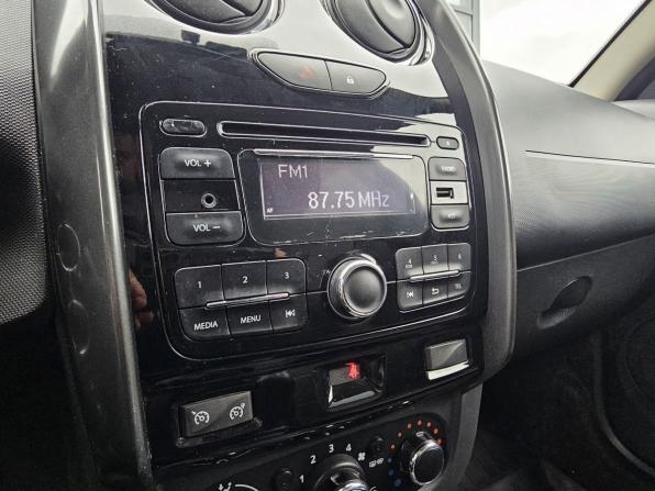 Renault Duster I Рестайлинг с пробегом 2015 года, цена 1 300 000 рублей, 127129 км, внедорожник, Автокод Объявления