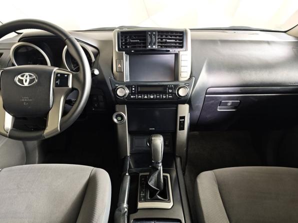 Toyota Land Cruiser Prado 150 Series с пробегом 2012 года, цена 2 479 000 рублей, 231880 км, внедорожник, Автокод Объявления