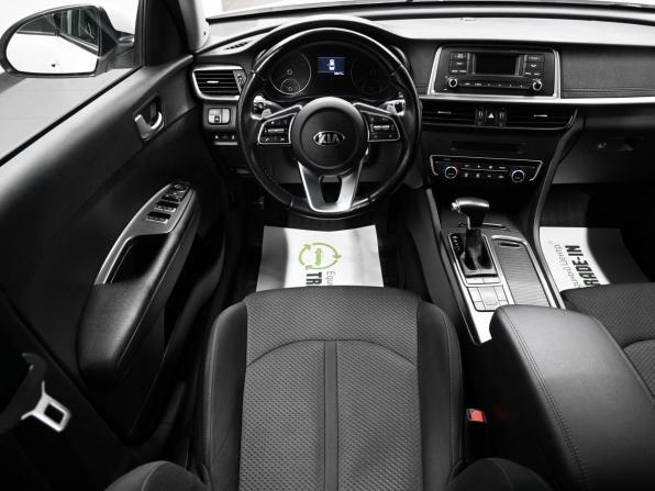Kia Optima IV Рестайлинг с пробегом 2019 года, цена 2 045 000 рублей, 105017 км, седан, Автокод Объявления