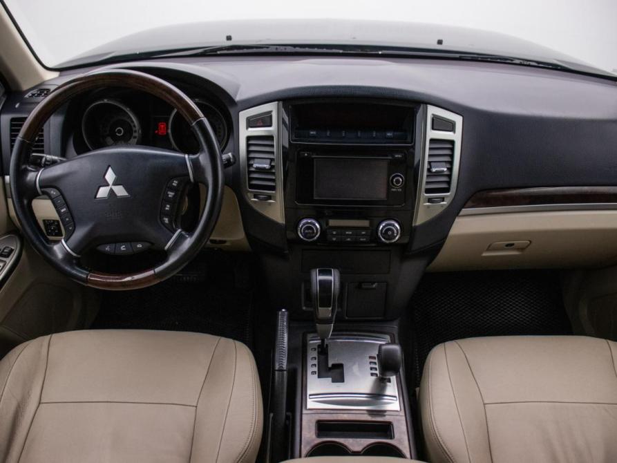 Mitsubishi Pajero IV Рестайлинг 2 Москва  - изображение 15