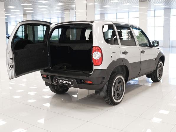 Chevrolet Niva I Рестайлинг с пробегом 2018 года, цена 643 000 рублей, 110773 км, внедорожник, Автокод Объявления