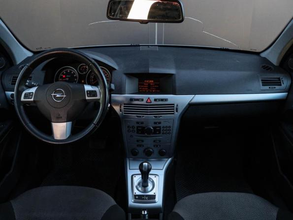 Opel Astra H Рестайлинг с пробегом 2011 года, цена 399 000 рублей, 126228 км, хэтчбек, Автокод Объявления