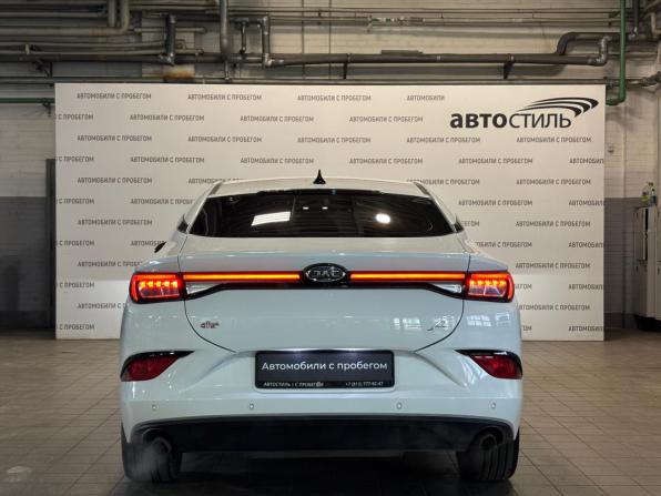 JAC J7 I с пробегом 2023 года, цена 909 000 рублей, 118000 км, хэтчбек, Автокод Объявления