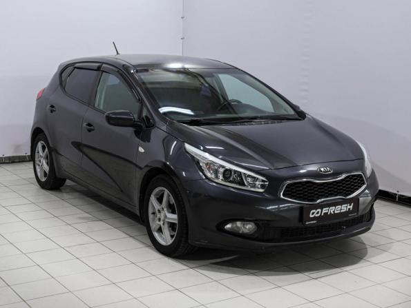 Kia Ceed II с пробегом 2015 года, цена 1 319 500 рублей, 136010 км, хэтчбек, Автокод Объявления