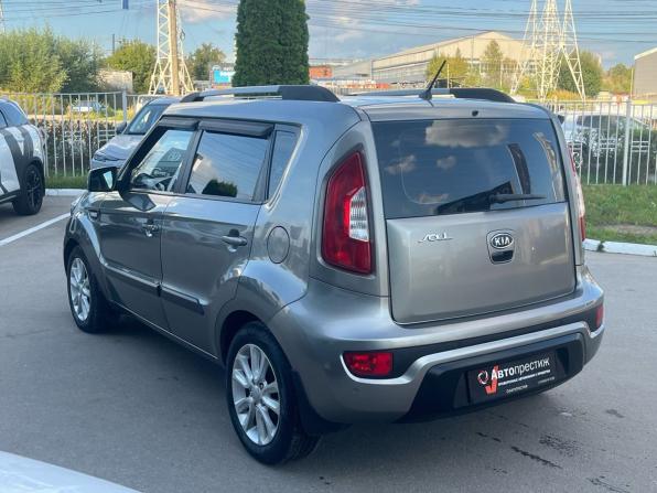Kia Soul I Рестайлинг с пробегом 2012 года, цена 930 000 рублей, 180464 км, хэтчбек, Автокод Объявления