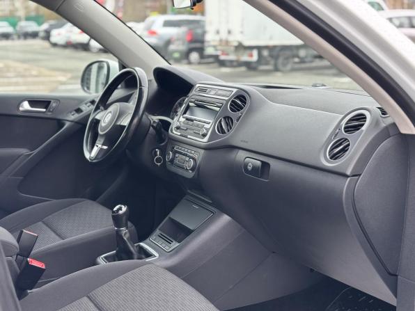 Volkswagen Tiguan I Рестайлинг с пробегом 2014 года, цена 1 239 000 рублей, 140000 км, внедорожник, Автокод Объявления