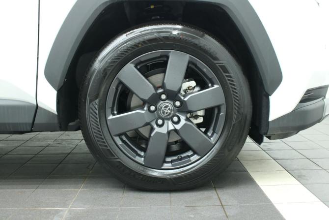 Toyota RAV4 VI (XA60) с пробегом 2026 года, цена 4 295 000 рублей, 66 км, внедорожник, Автокод Объявления