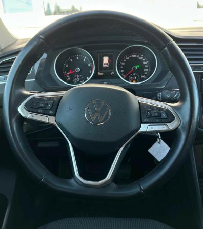 Volkswagen Tiguan II Рестайлинг с пробегом 2021 года, цена 2 890 000 рублей, 59392 км, внедорожник, Автокод Объявления