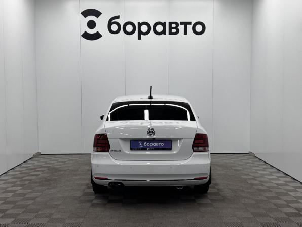Volkswagen Polo V Рестайлинг с пробегом 2018 года, цена 1 299 000 рублей, 127751 км, седан, Автокод Объявления