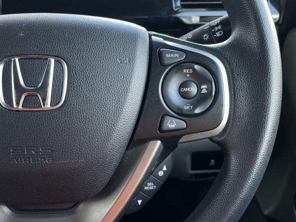 Honda Stepwgn V Рестайлинг с пробегом 2019 года, цена 1 798 000 рублей, 116468 км, минивэн, Автокод Объявления