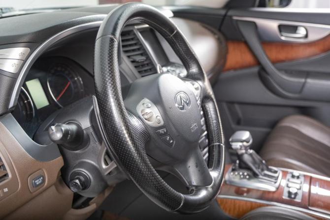 Infiniti FX II (S51) Рестайлинг с пробегом 2010 года, цена 1 399 000 рублей, 368000 км, внедорожник, Автокод Объявления