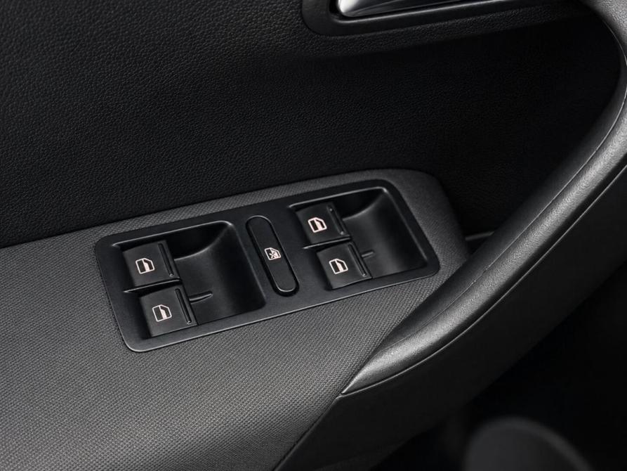 Volkswagen Polo V Казань  - изображение 11