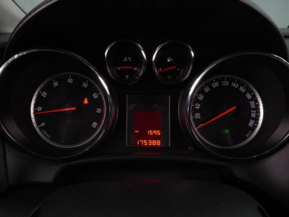 Opel Astra J с пробегом 2010 года, цена 669 000 рублей, 175388 км, хэтчбек, Автокод Объявления