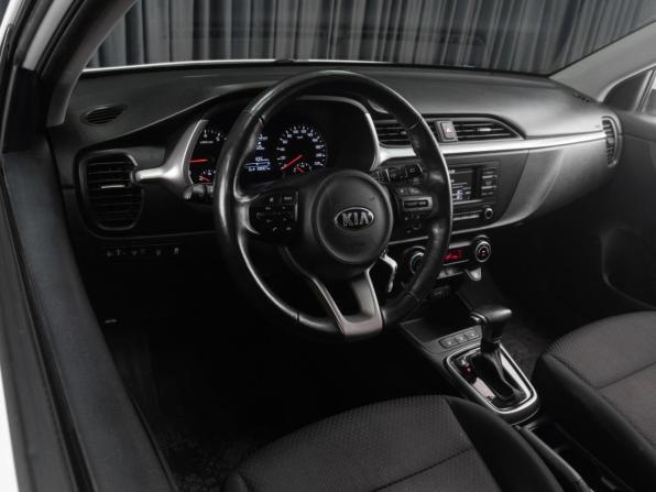 Kia Rio IV Рестайлинг с пробегом 2021 года, цена 1 599 000 рублей, 108007 км, хэтчбек, Автокод Объявления