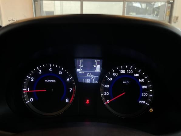 Hyundai Solaris I Рестайлинг с пробегом 2014 года, цена 895 000 рублей, 113810 км, седан, Автокод Объявления