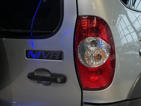 Chevrolet Niva I Рестайлинг с пробегом 2014 года, цена 750 000 рублей, 126835 км, внедорожник, Автокод Объявления