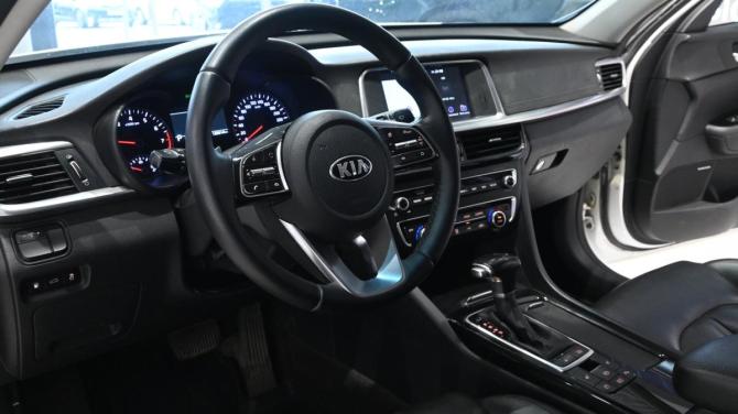 Kia Optima IV Рестайлинг с пробегом 2018 года, цена 2 100 000 рублей, 125613 км, седан, Автокод Объявления