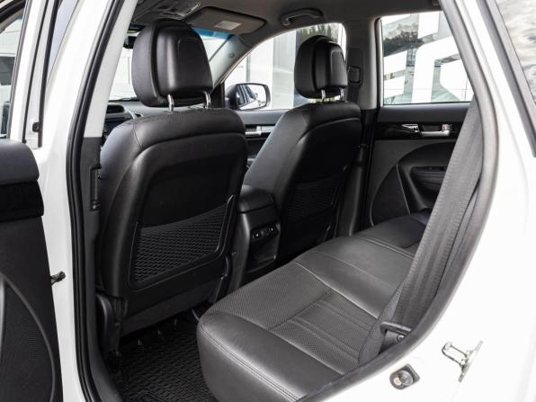 Kia Sorento II Рестайлинг с пробегом 2018 года, цена 2 150 000 рублей, 111460 км, внедорожник, Автокод Объявления
