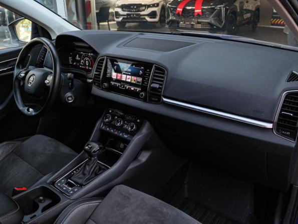 Skoda Karoq I с пробегом 2020 года, цена 2 370 000 рублей, 69838 км, внедорожник, Автокод Объявления