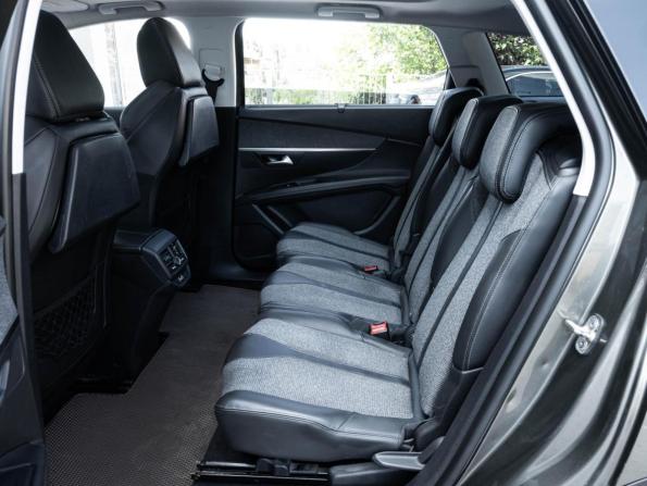 Peugeot 5008 II с пробегом 2018 года, цена 1 837 500 рублей, 139650 км, внедорожник, Автокод Объявления