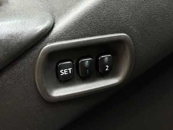 Nissan Pathfinder III с пробегом 2005 года, цена 1 049 900 рублей, 251111 км, внедорожник, Автокод Объявления