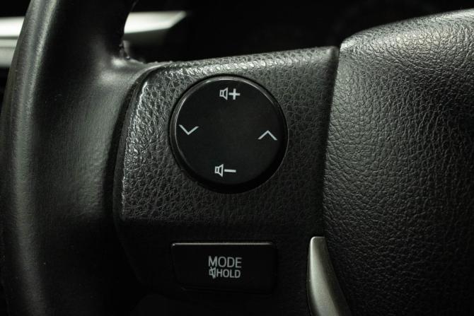 Toyota Corolla XI (E160 E170 E180) с пробегом 2014 года, цена 1 269 000 рублей, 180275 км, седан, Автокод Объявления