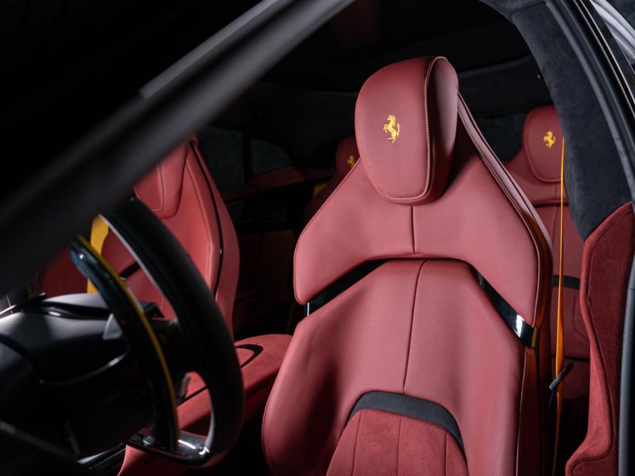Ferrari Purosangue Москва  - изображение 16