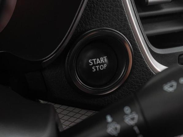 Lada (ВАЗ) Vesta I Рестайлинг (NG) с пробегом 2025 года, цена 1 259 000 рублей, 35979 км, универсал, Автокод Объявления