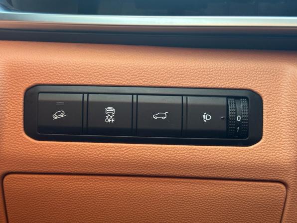 BAIC X75 с пробегом 2024 года, цена 1 855 000 рублей, 57549 км, внедорожник, Автокод Объявления