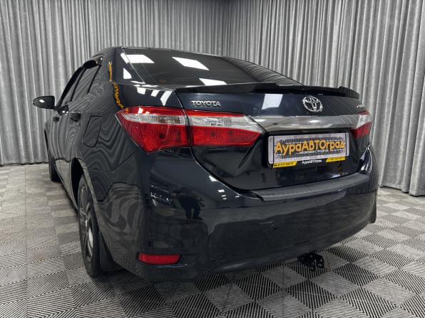 Toyota Corolla XI (E160 E170 E180) с пробегом 2014 года, цена 950 000 рублей, 197173 км, седан, Автокод Объявления