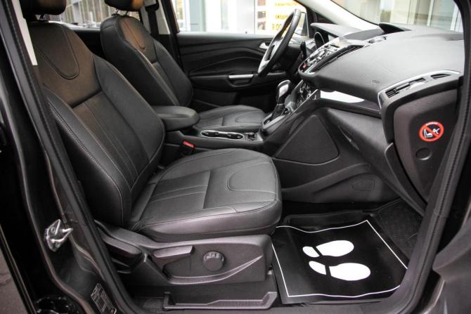 Ford Kuga II с пробегом 2015 года, цена 1 559 000 рублей, 127600 км, внедорожник, Автокод Объявления