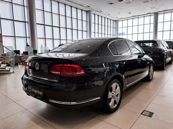 Volkswagen Passat B7 с пробегом 2011 года, цена 1 070 000 рублей, 172882 км, седан, Автокод Объявления