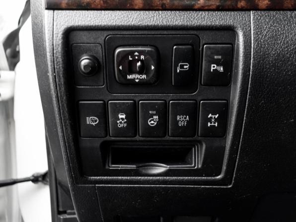 Toyota Land Cruiser 200 Series Рестайлинг 1 с пробегом 2013 года, цена 3 720 000 рублей, 277358 км, внедорожник, Автокод Объявления