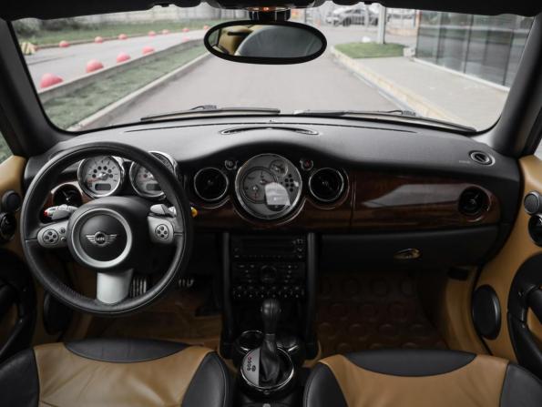 Mini Cabrio I с пробегом 2006 года, цена 1 470 000 рублей, 13320 км, кабриолет, Автокод Объявления
