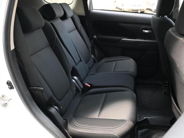 Mitsubishi Outlander III Рестайлинг 3 с пробегом 2021 года, цена 1 999 000 рублей, 188349 км, внедорожник, Автокод Объявления