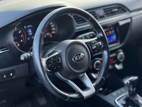 Kia Rio IV с пробегом 2017 года, цена 1 319 000 рублей, 87720 км, седан, Автокод Объявления