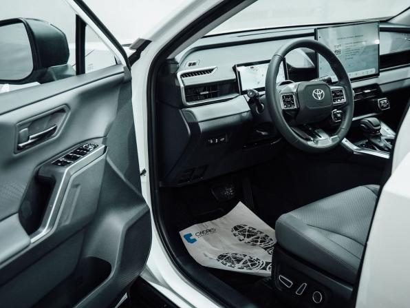 Новый Toyota RAV4 VI (XA60) 2026 года, цена 4 500 000 рублей, внедорожник, Автокод Объявления