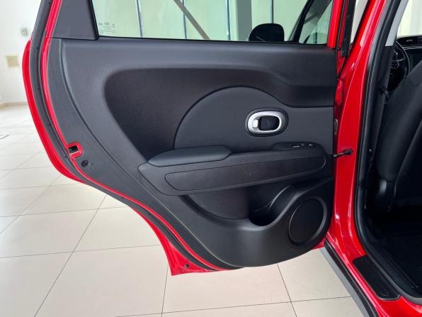 Kia Soul II Рестайлинг с пробегом 2018 года, цена 1 700 000 рублей, 78329 км, хэтчбек, Автокод Объявления