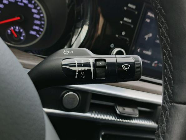 Kia K5 III с пробегом 2021 года, цена 2 519 000 рублей, 75180 км, седан, Автокод Объявления