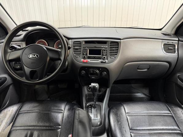 Kia Rio II Рестайлинг с пробегом 2010 года, цена 680 000 рублей, 152773 км, седан, Автокод Объявления
