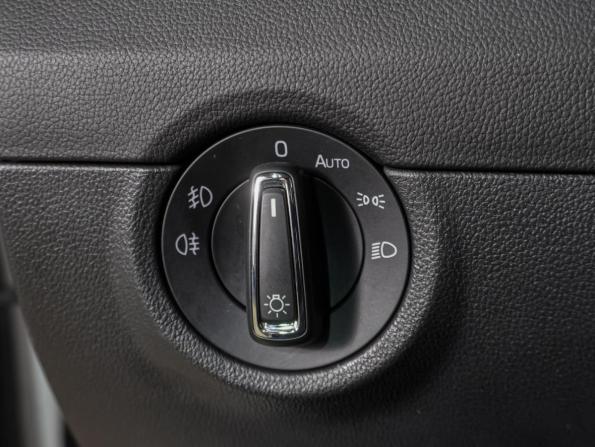 Skoda Octavia III (A7) Рестайлинг с пробегом 2019 года, цена 1 999 000 рублей, 42810 км, универсал, Автокод Объявления